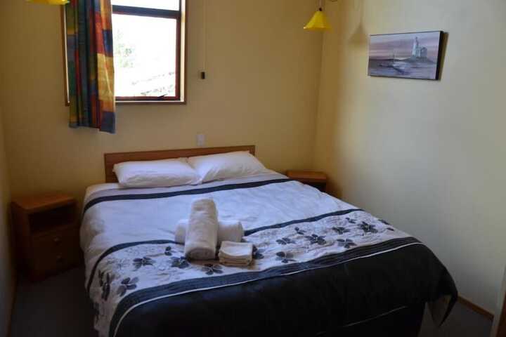 Room 15 of 25