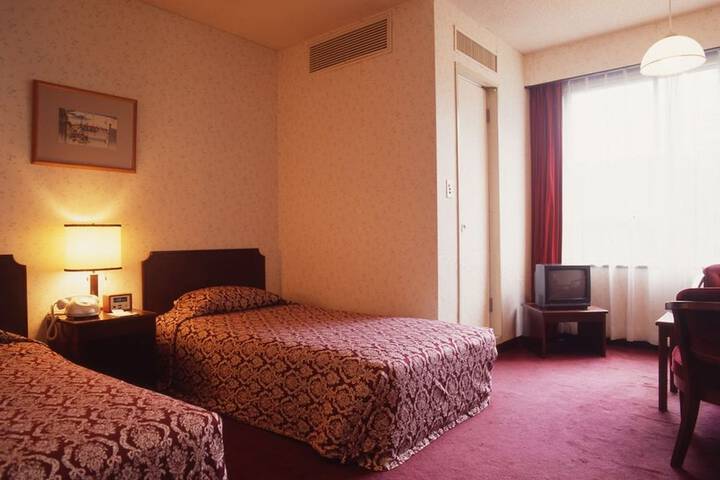 Room 6 of 59