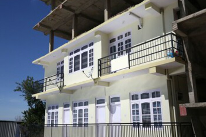 Oyo 12310 Home Hill Top 2Bhk Kamayana