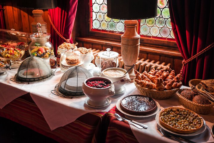 Breakfast/Coffee Service 38 of 54