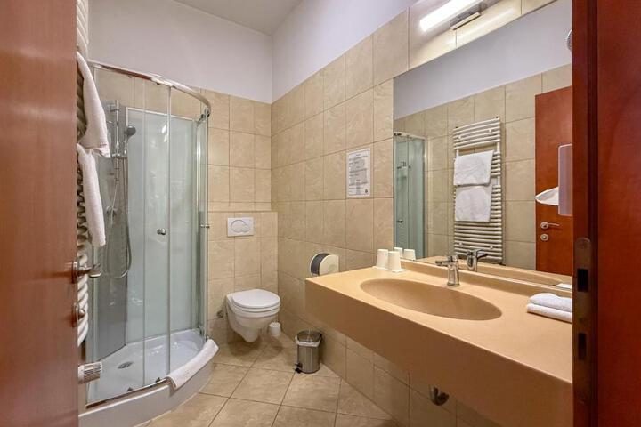 General 32 of 89