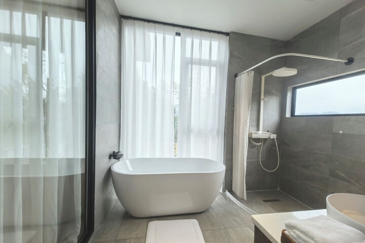 Room 45 of 80
