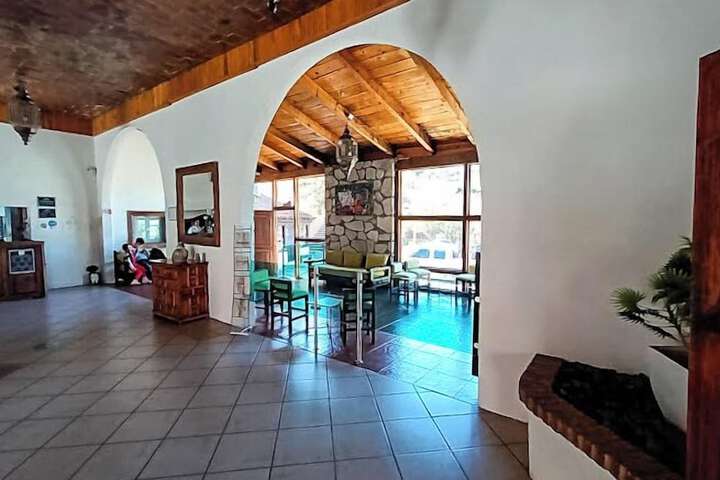 Hotel Interior 6 of 43
