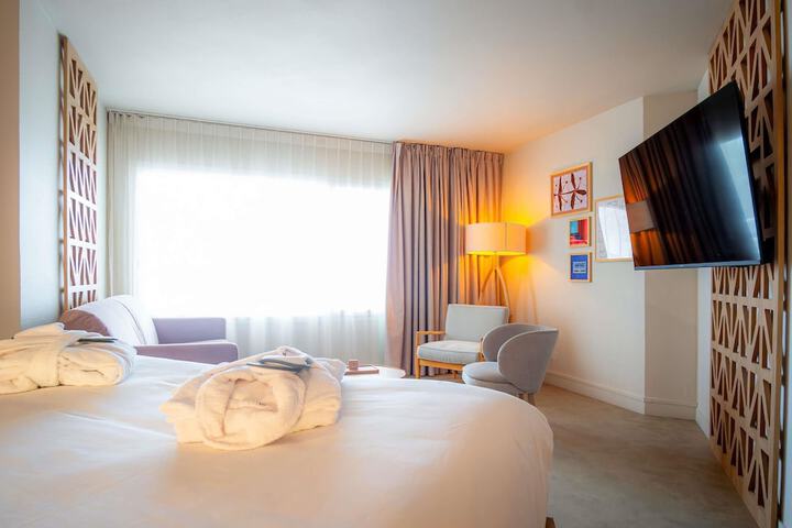 Room 45 of 96