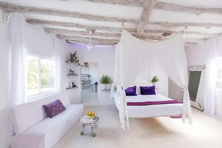 Room 3 of 23