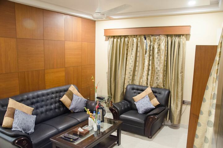 Room 14 of 36
