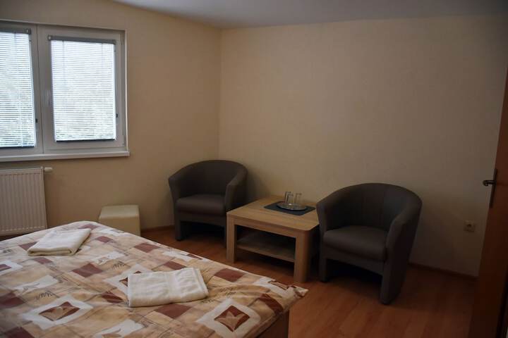 Room 15 of 41