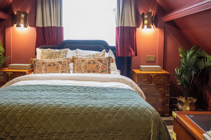 Room 14 of 39