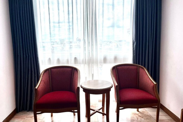 Room 15 of 32