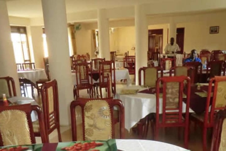 Dining 6 of 7