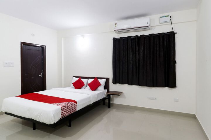 Room 17 of 18