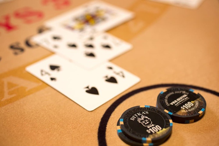 Entertainment 13 of 32