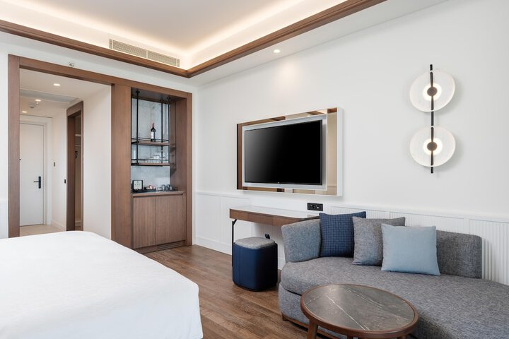 Room 92 of 888