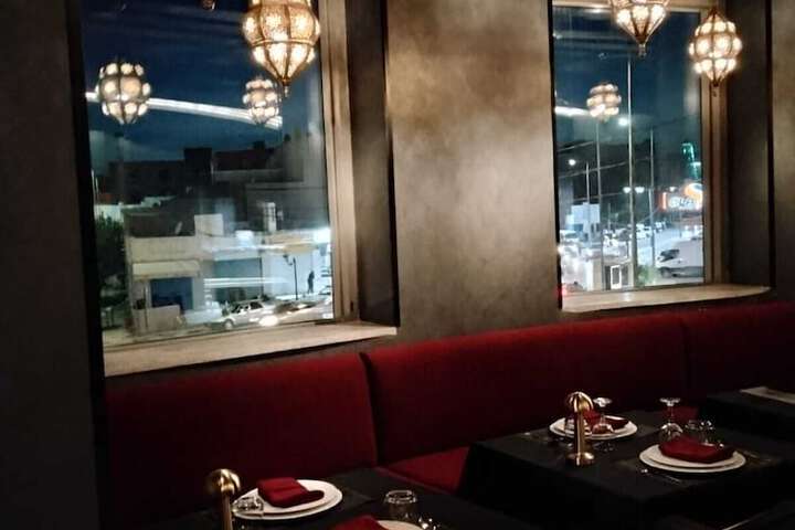 Dining 31 of 47