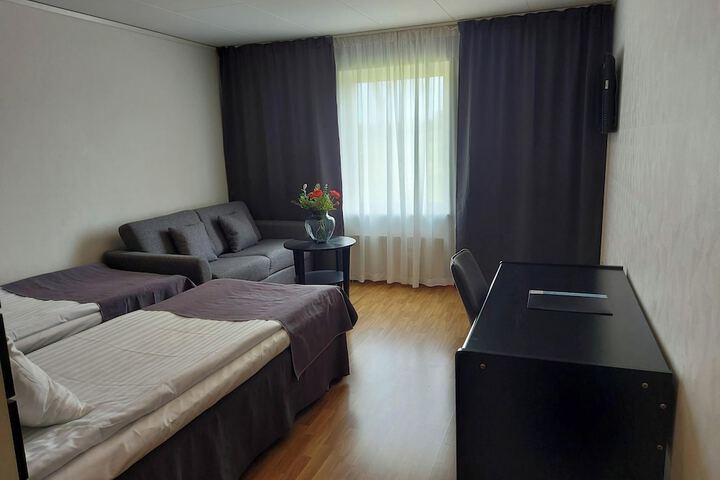 Room 13 of 57