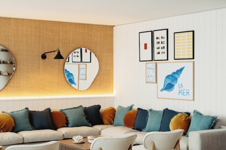 Guest Lobby