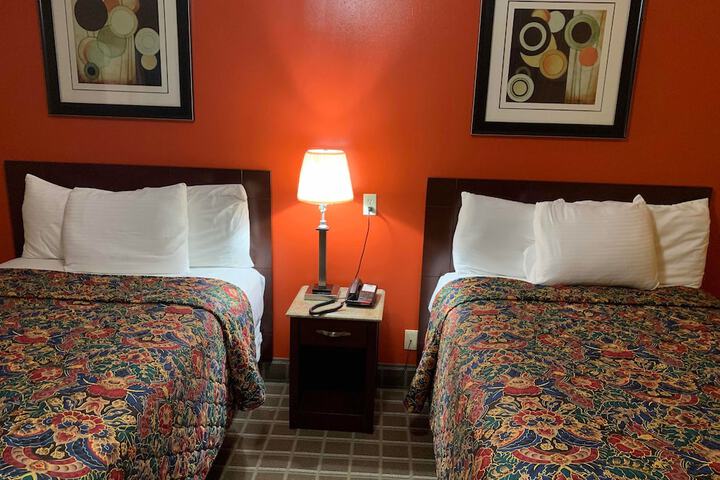 2 Double Beds (7 of 20)