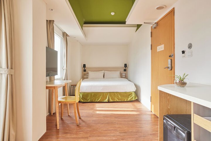 Room 26 of 51