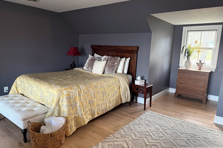 Room 3 of 54