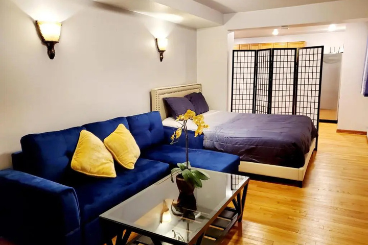 Photo of Studio with Jacuzzi Close to Loyola FREE PARKING