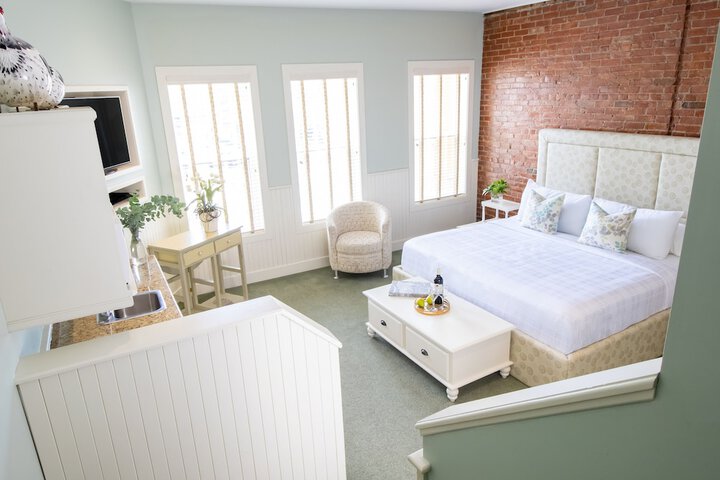 Room 22 of 146