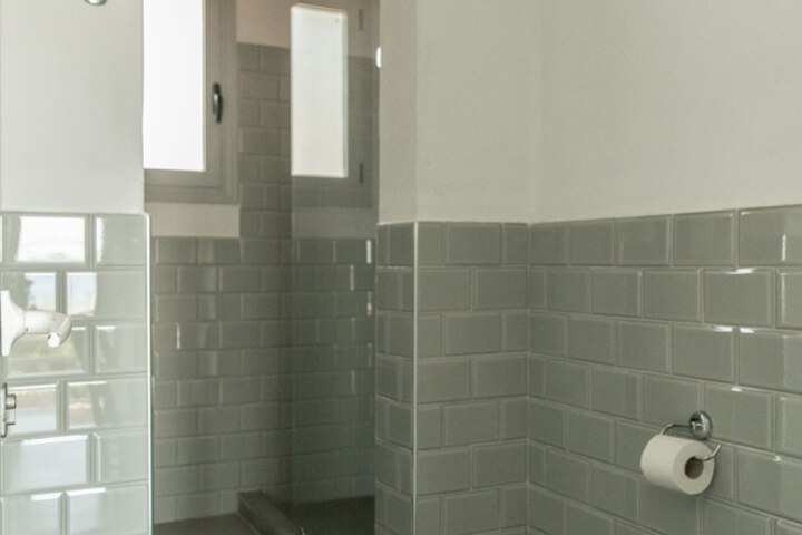 Room 105 of 150