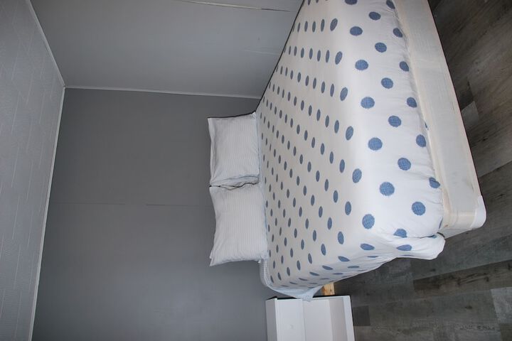 Room 10 of 59