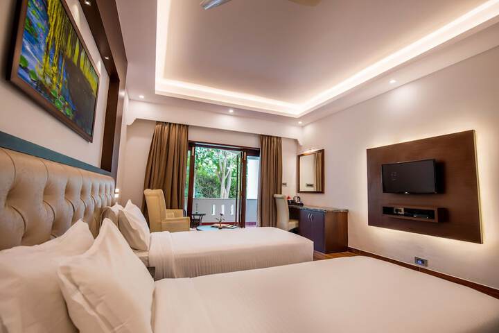 Room 5 of 86