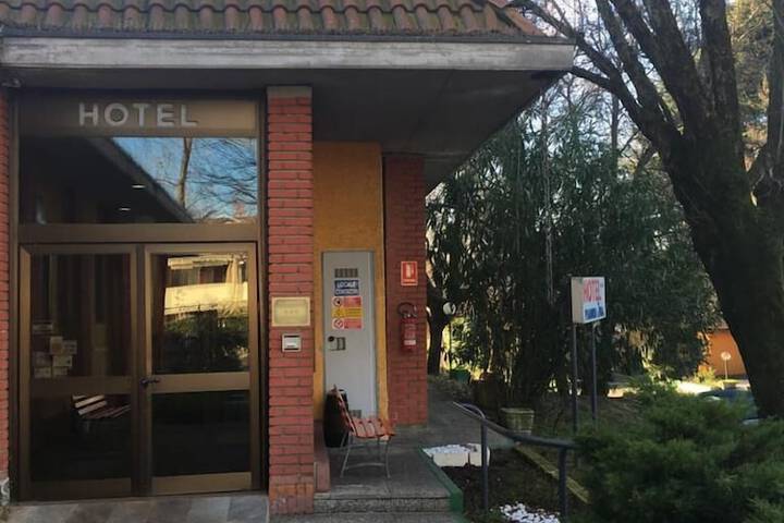 Hotel 53 of 77