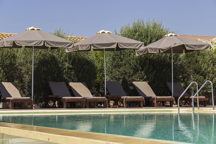 Pool Hotel