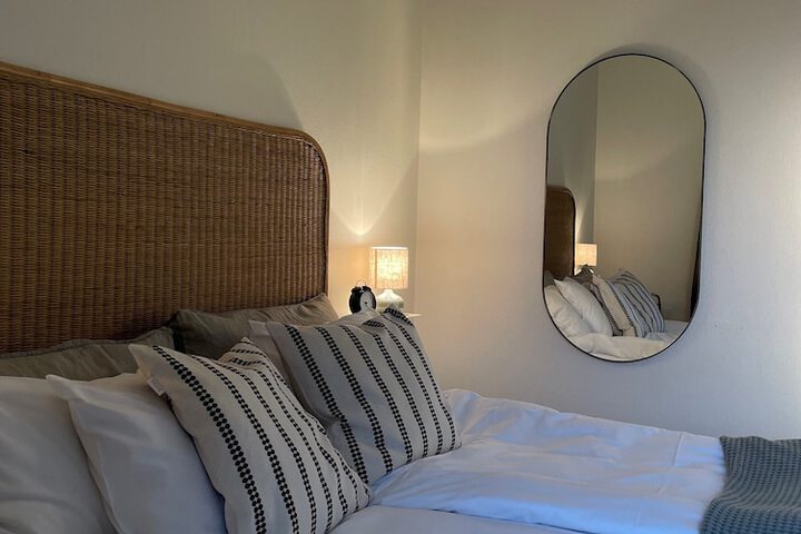 Room 17 of 31