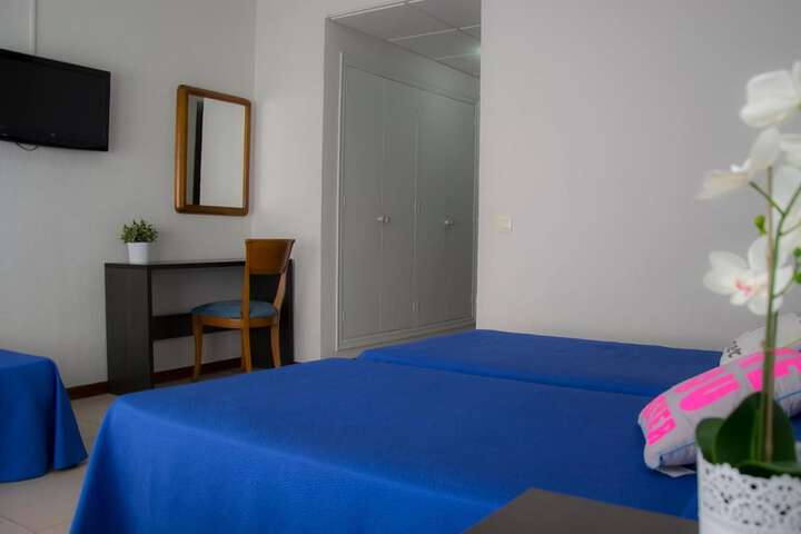 Room 11 of 53