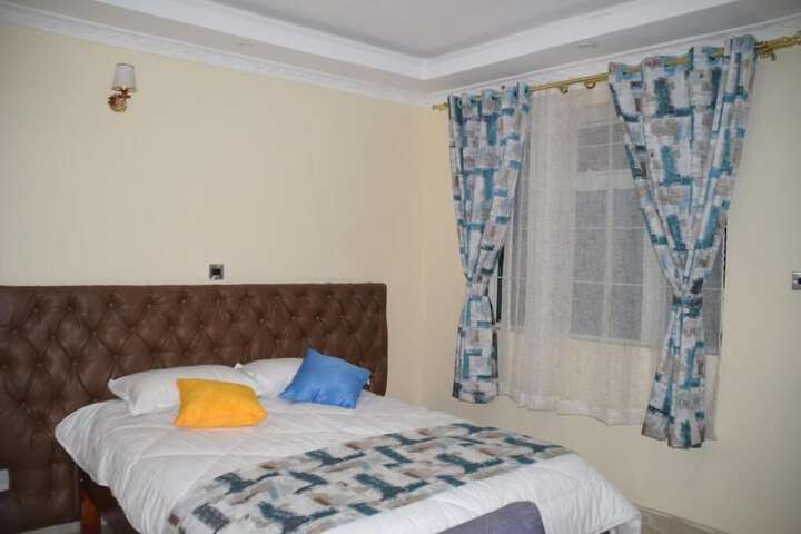 Room 6 of 54