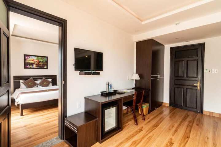 Room 18 of 26