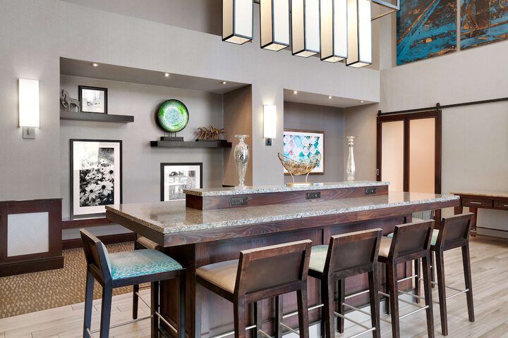 Breakfast area
