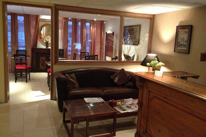 Lobby Entry