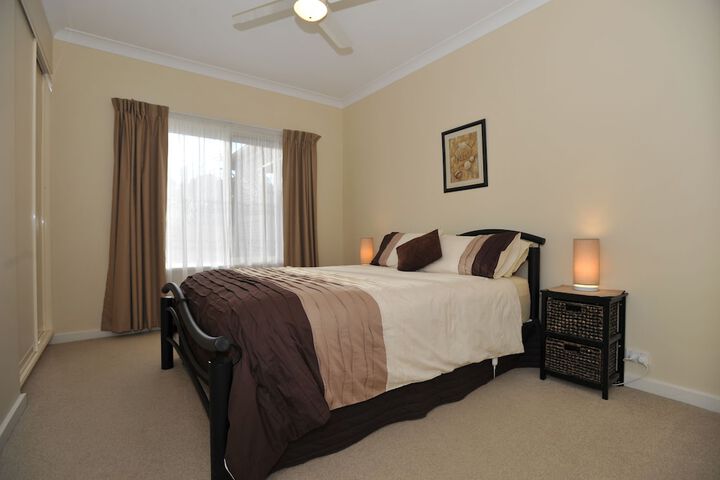 Room 2 of 19