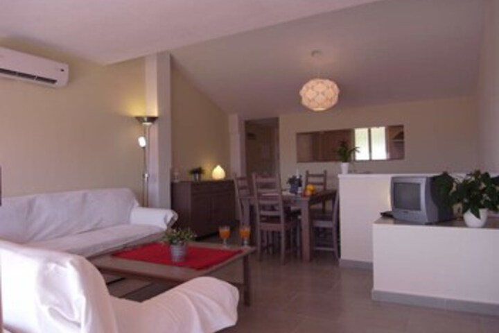 Room 9 of 21