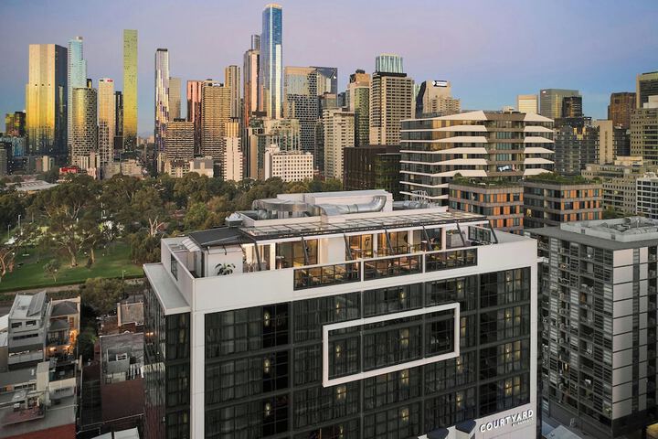 Exterior of Courtyard by Marriott Melbourne Flagstaff Gardens