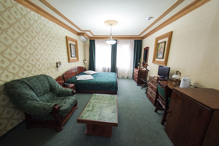 Room 47 of 72