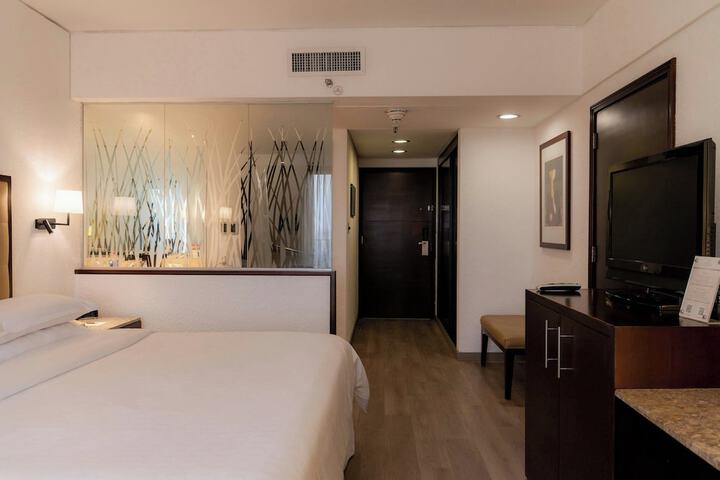 Room 41 of 112
