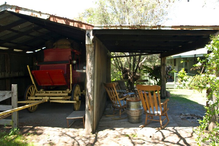 Property Grounds 25 of 45