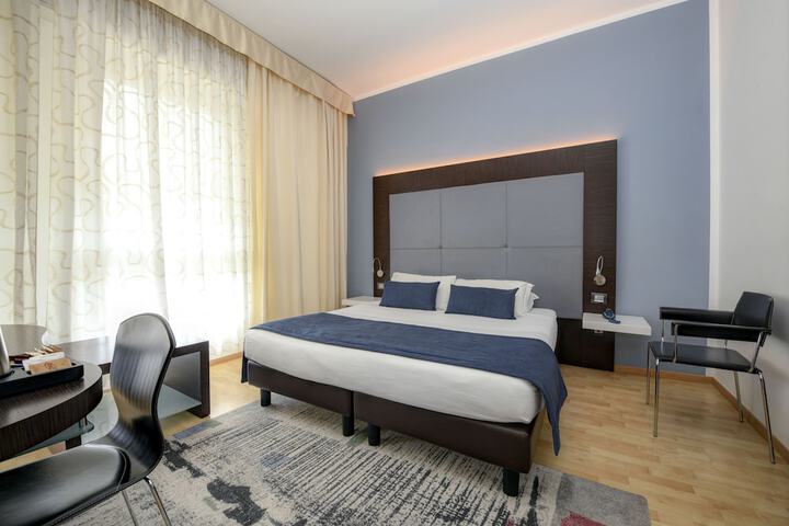 Room 20 of 43