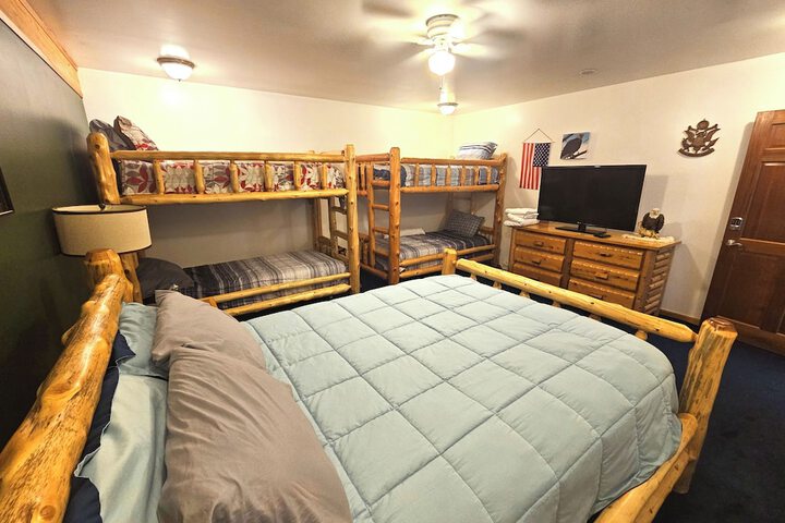 Room 34 of 117