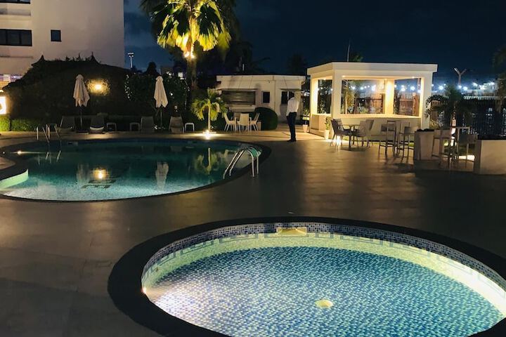 Pool 24 of 43