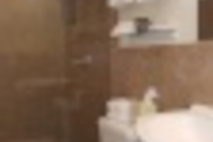 Room 147 of 695