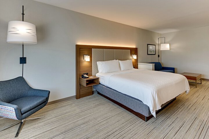1 King Bed (13 of 20)
