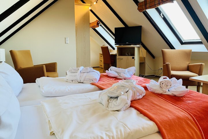 Room 14 of 49