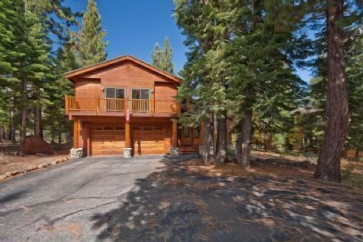 Property Grounds 19 of 19