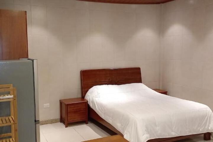 Room 5 of 20
